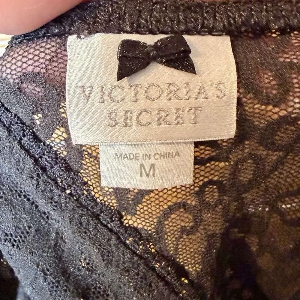 Vintage 2000s Victoria’s Secret black lace slip medium nylon sexy black sheer